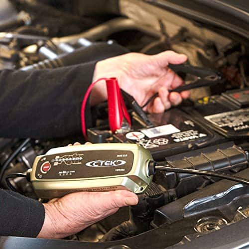 CTEK MXS 5.0, Batterieladegerät 12V, Temperaturkompensation, Intelligentes  Ladegerät Autobatterie, Ladegerät Auto Und Motorrad, Batteriepfleger Mit  Rekonditionierungsmodus Und AGM-Option : : Auto & Motorrad